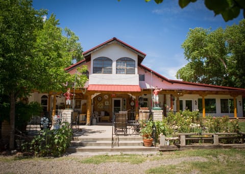 Red Horse Bed and Breakfast Bed and Breakfast in Albuquerque