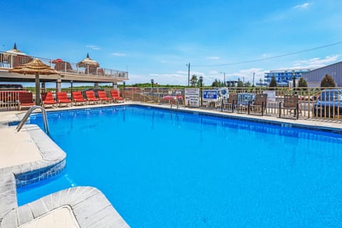 Waikiki Oceanfront Inn Motel in Wildwood Crest