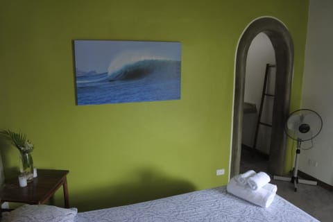 Wild Waves Surf-House Nature lodge in Nicaragua