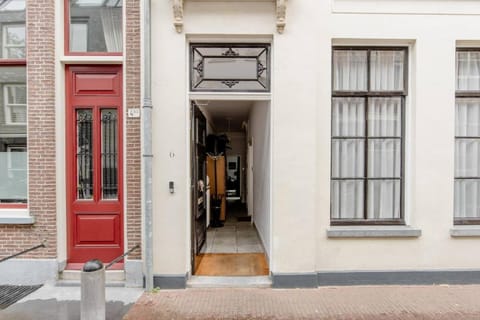 Zocher6 BnB a monumental town house in the city center Bed and Breakfast in Utrecht
