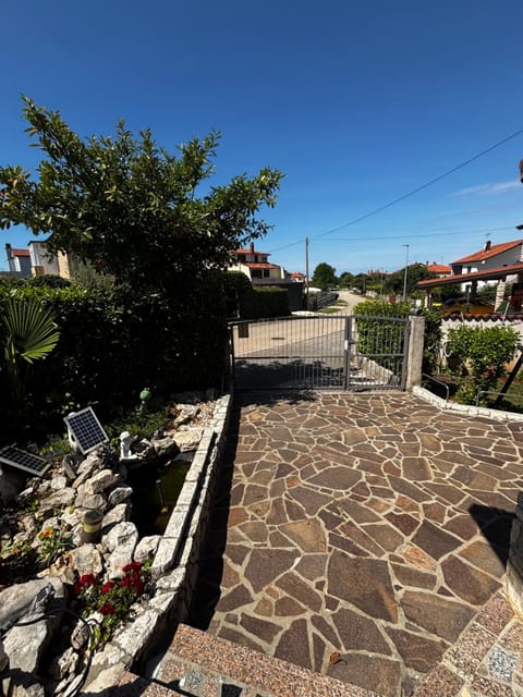 Apartmani Rozi Apartment in Istria County