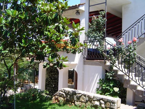 Apartmani Rozi Apartment in Istria County
