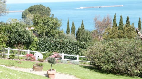 Garden, Garden view, Sea view