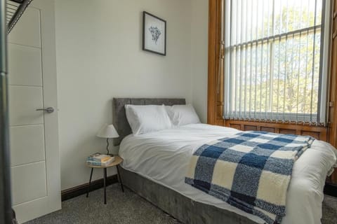 Double story Suite in Rochdale Apartment in Rochdale