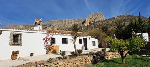 Property building, Natural landscape, Mountain view