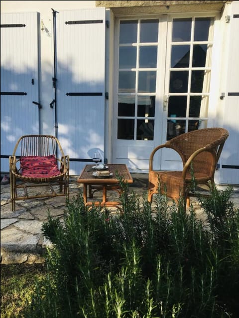 Le charme d'une maison de village House in Arradon