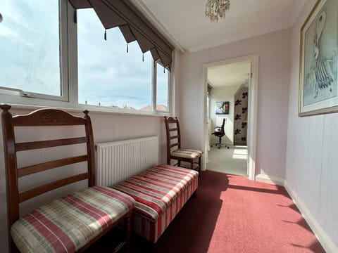 Birkdale Open - Four Bed Home House in Southport