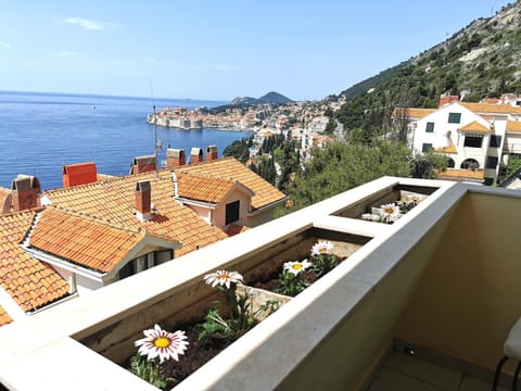 Apartment Zlatni Potok - Best View of the Old Town Apartment in Dubrovnik