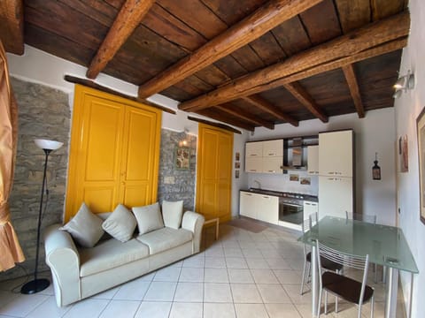 Appartamento tra i laghi di Como e Lugano Apartment in Lugano
