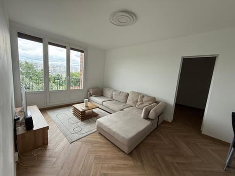 Votre havre de paix à Champigny Apartment in Noisy-le-Grand