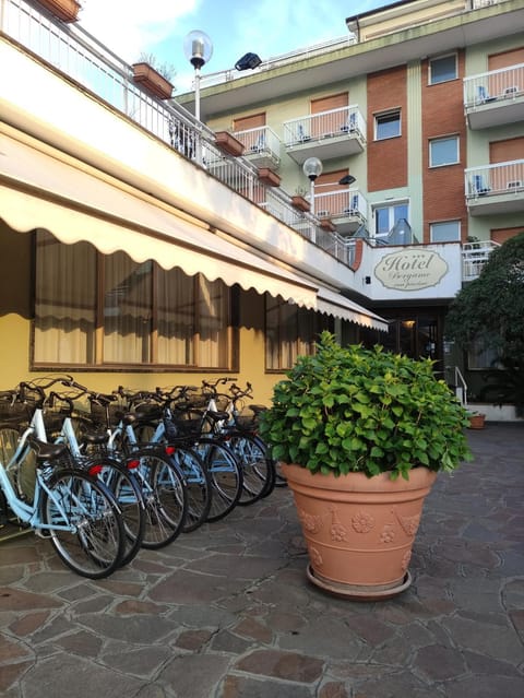 Hotel Bergamo Mare Mhotelsgroup Hotel in San Bartolomeo al Mare