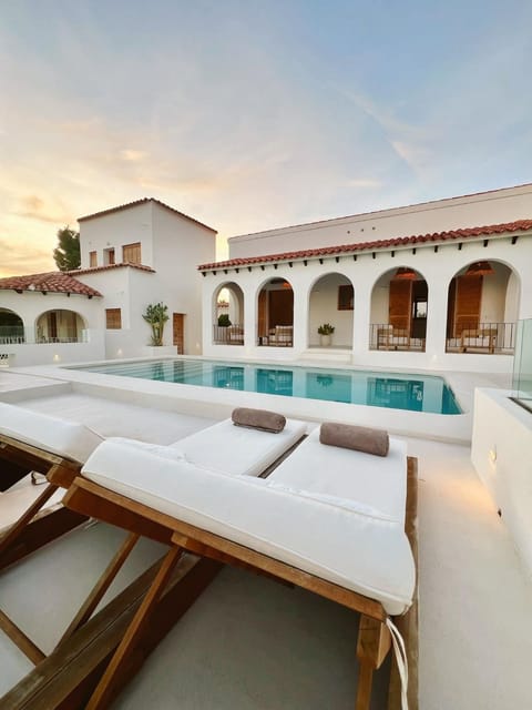 Patio, Pool view, Swimming pool