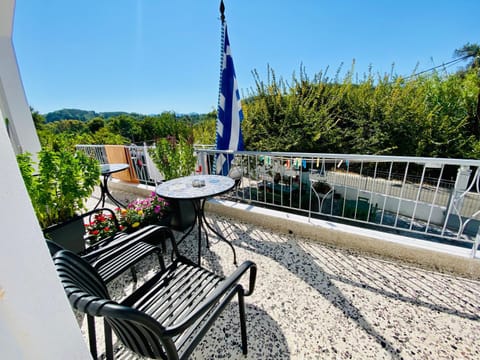 Day, View (from property/room), Balcony/Terrace, Mountain view
