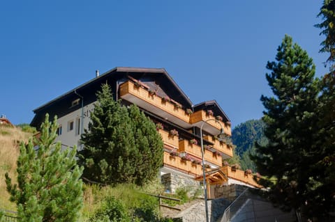 Apartments Styria Condo in Zermatt