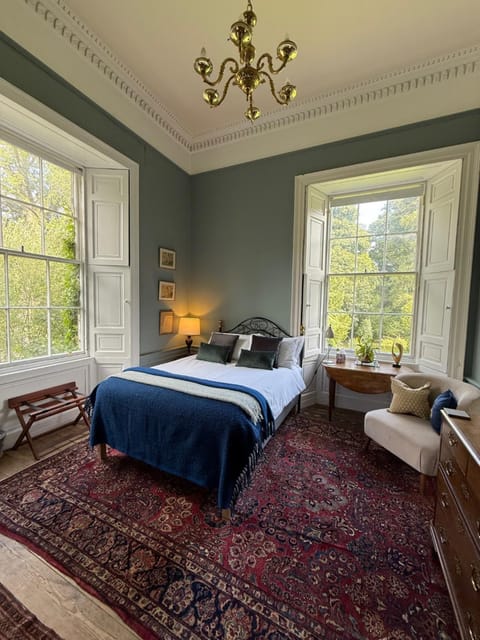 Seating area, Bedroom