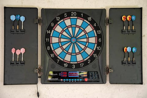 Darts, Game Room, Seating area