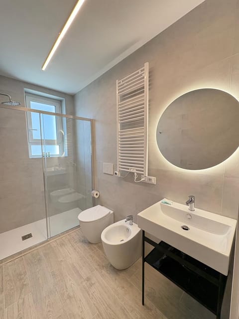 Shower, Toilet, Bathroom, bidet