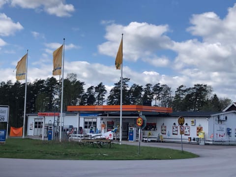Area and facilities