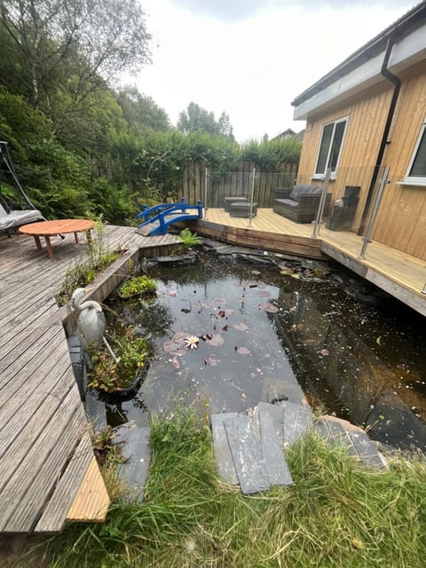 Luxurious Cottage on the River of Portree with Hot Tub! House in Portree