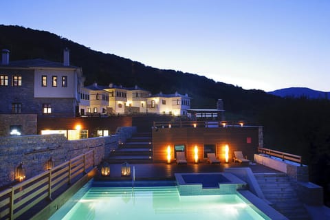 Facade/entrance, Spring, Summer, On site, Pool view, Sea view, Sea view, Swimming pool, Sunset