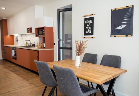 Kitchen or kitchenette, Dining area, kitchen