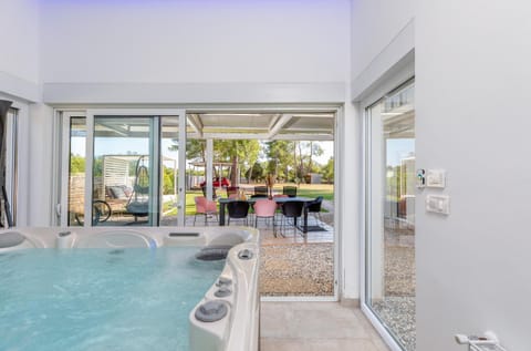 Villa Shimunelka for 6 people near Fazana only 250 meters from the beach Villa in Peroj