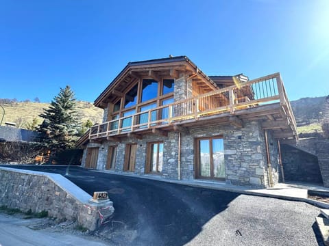 Chalet de Luxe pour 12 Pers. avec Sauna et Cinéma - FR-1-452-398 Chalet in Les Allues