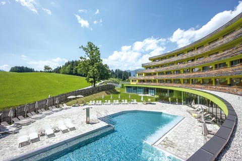Property building, Swimming pool