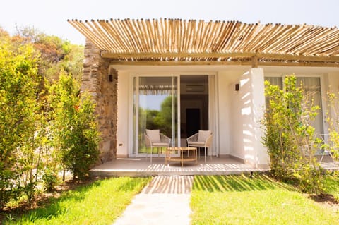 Property building, Patio