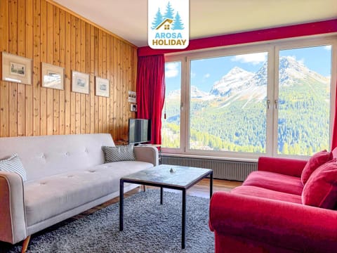 View (from property/room), View (from property/room), Living room, Seating area