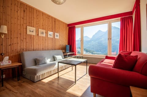 Viktoria B32 by Arosa Holiday Appartement in Arosa