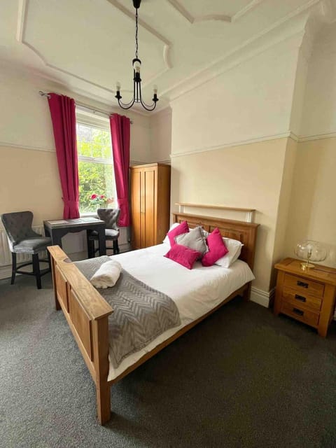 55 Studio 1 Uplands Apartment in Swansea