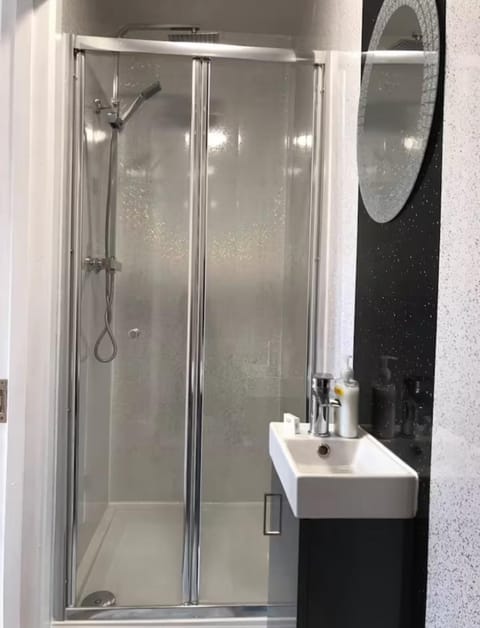 55 Studio 1 Uplands Apartment in Swansea