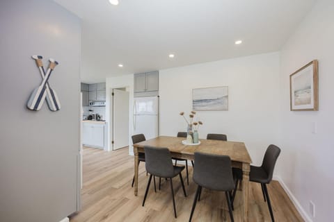 The Coastal Retreat Scenic Harbor Ocean Views Walk to Beach Restaurants House in El Granada