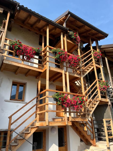 Property building, Property building, Balcony/Terrace