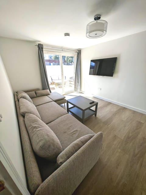 Cozy corner 2 bedroom house House in Edinburgh