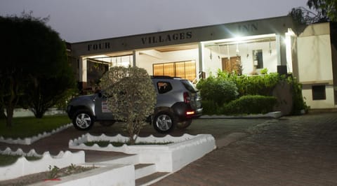 Four Villages Inn Locanda in Kumasi