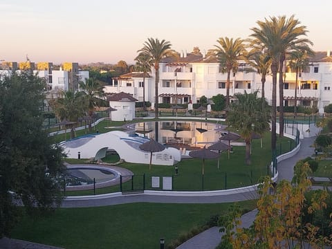 Garden view, Pool view