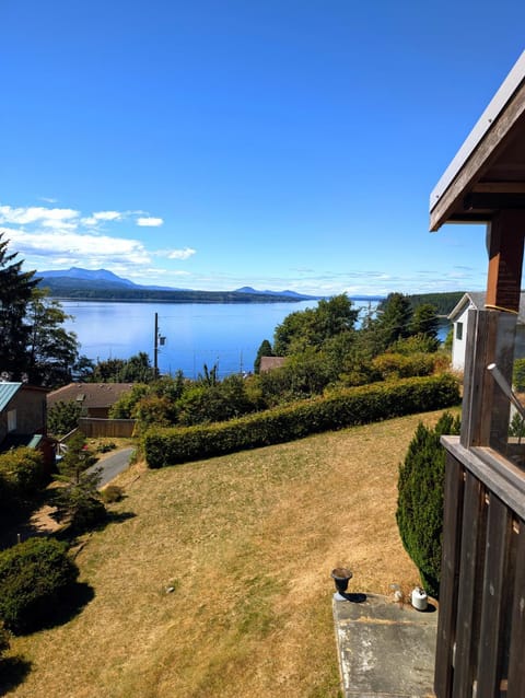 Day, Natural landscape, Mountain view, Sea view