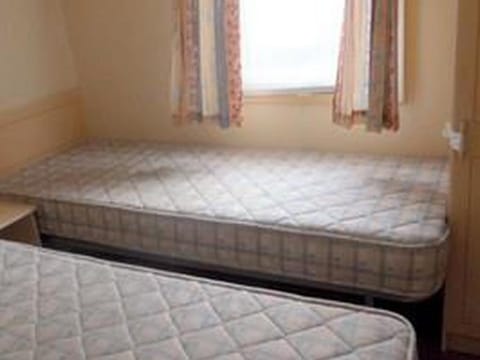 Mobil home spacieux avec terrasse - 8 personnes - API-1-52-408 Campground/
RV Resort in Auvergne-Rhône-Alpes