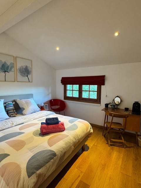 Chambre au calme & salle de bain privée Vacation rental in Divonne-les-Bains