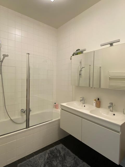 Shower, Bathroom, Bath