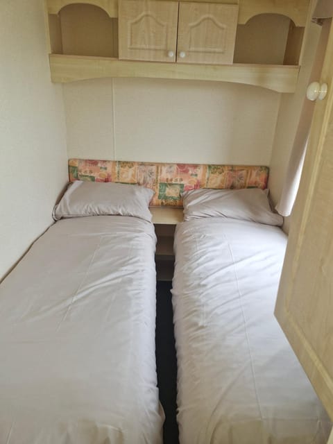 Caravan 26 fishguard holiday park Campground/ 
RV Resort in Fishguard Holiday Park