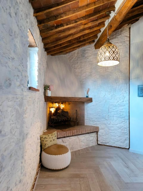 BORGO BOUTIQUE Casa Fratelli Royal Suite BB1 Apartment in Suvereto