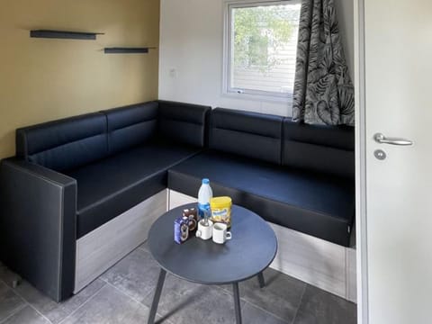 Mobil home 6 pers, terrasse en Ardèche - API-1-52-777 Campground/
RV Resort in Provence-Alpes-Côte d'Azur