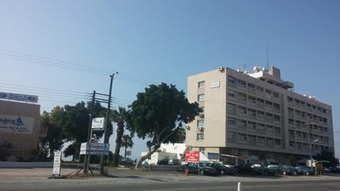 GARNET Beach Apartment Condominio in Oroklini