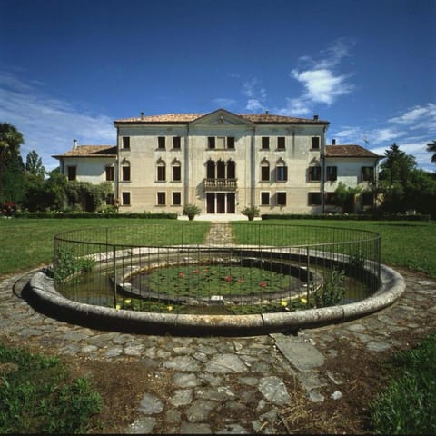 Property building, Garden view