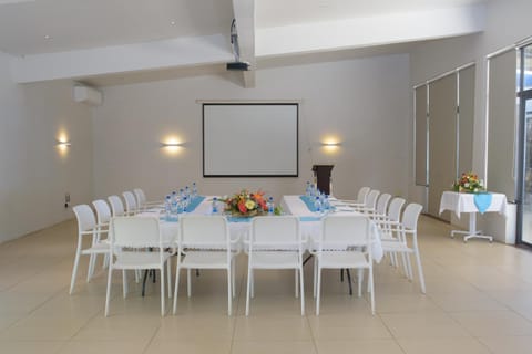 Meeting/conference room