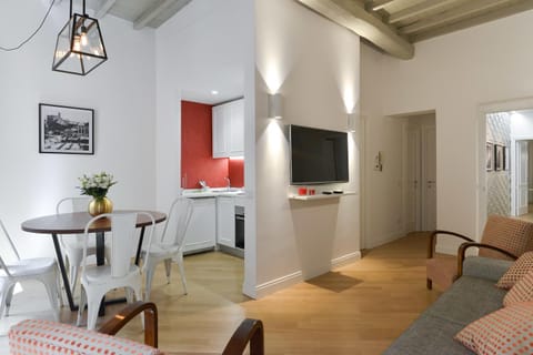 EVE Luxury Apartments Pantheon Condo in Rome