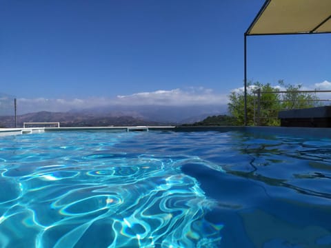 Day, Mountain view, Pool view, Swimming pool